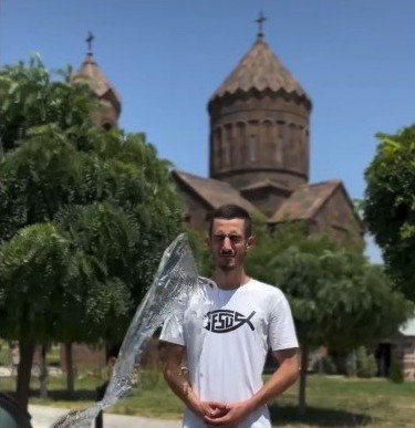 Վարդավառ. Եղվարդի Սբ. Սարգիս եկեղեցի